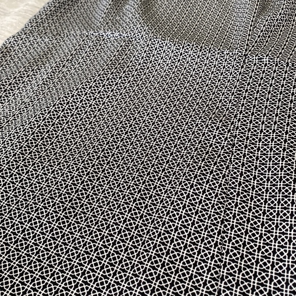 Patterned dress - Picture 2 of 4